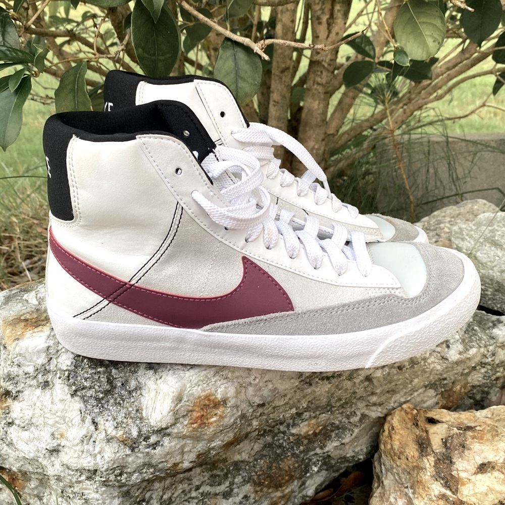 Nike Blazer Mid 77 SE (Rush Maroon)(GS)